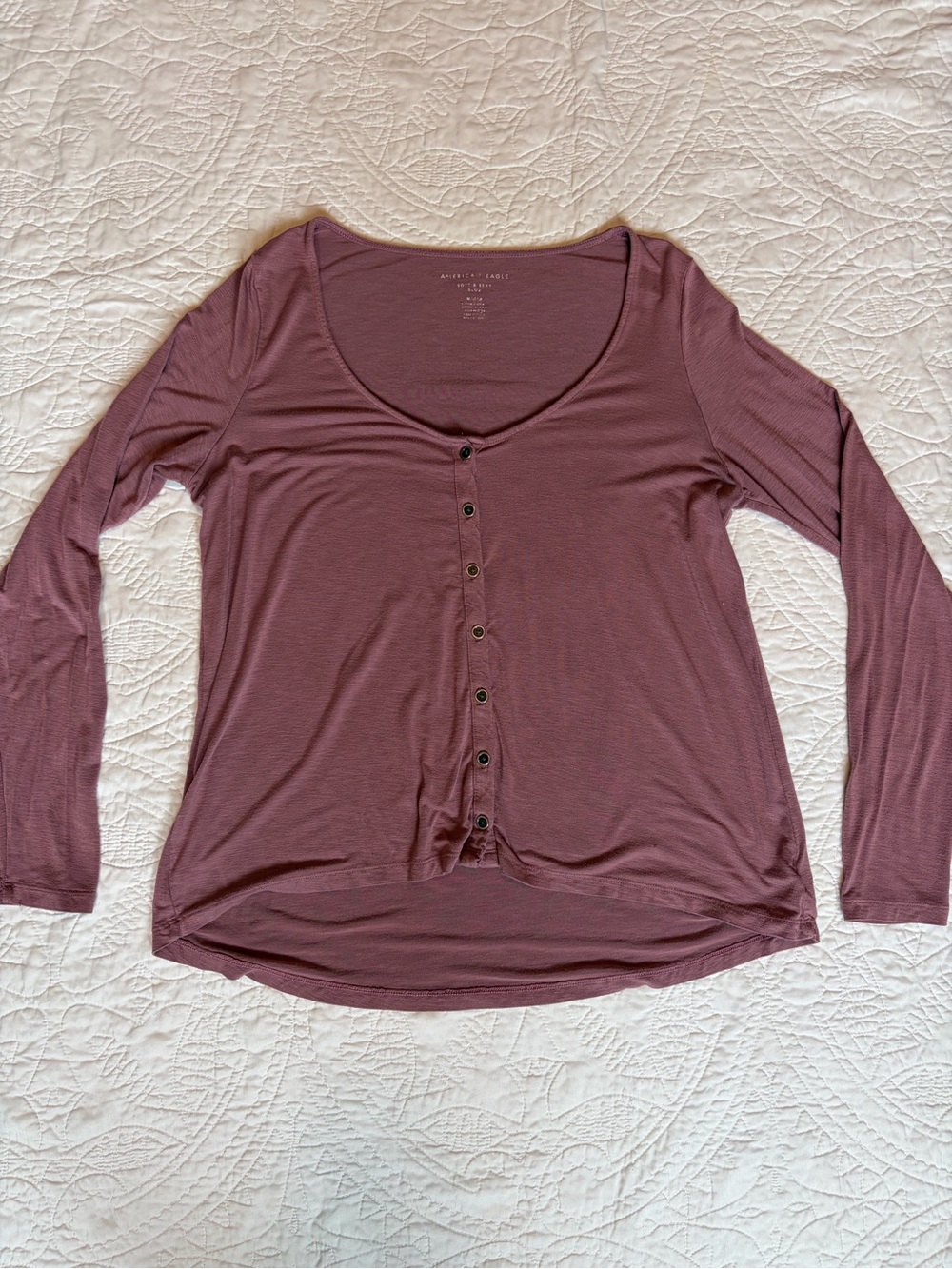 AMERICAN EAGLE- Long Sleeve Top